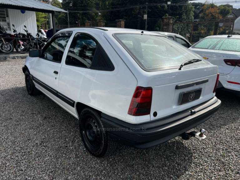 CHEVROLET - KADETT - 1993/1993 - Branca - R$ 23.900,00