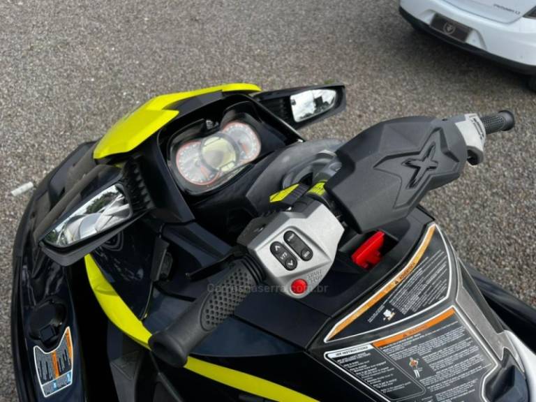 SEADOO - JET SKI - 2012/2013 - Preta - R$ 72.900,00