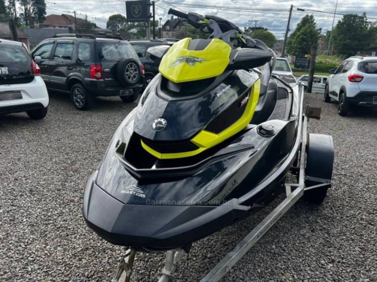 SEADOO - JET SKI - 2012/2013 - Preta - R$ 72.900,00